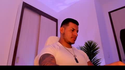 Snapshot of markus_blass chatting on March 7, 12:37 am markus... Y online show from March 7, 12:37 am