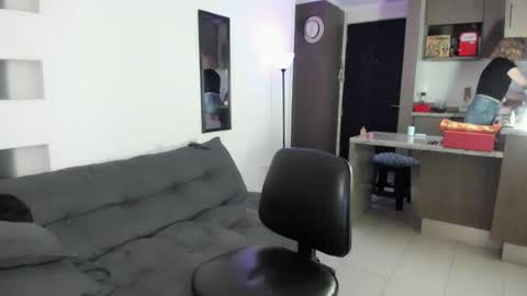 marla85 online show from July 1, 2:02 am