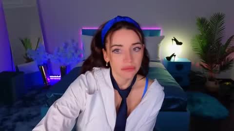 MarlaDewis online show from December 22, 12:46 pm