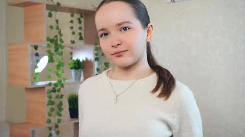 Noa online show from March 18, 10:40 am