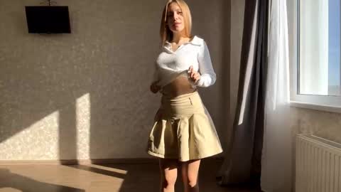 Olivia online show from November 4, 10:03 am