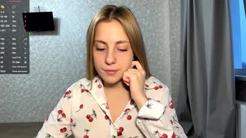 Olivia online show from November 5, 1:55 pm