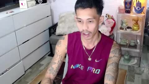 marlmoreno10 online show from July 9, 2:21 pm