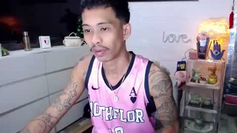 marlmoreno10 online show from July 12, 2:24 am