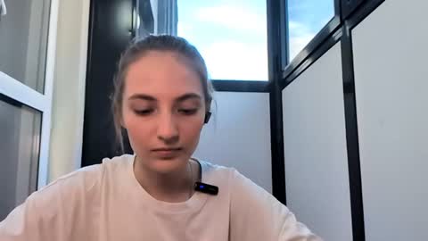 Snapshot of marlysricca chatting on June 23, 5:00 pm Agata online show from June 23, 5:00 pm