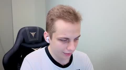 Marko online show from April 16, 7:36 pm