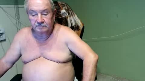 Snapshot of marote6 chatting on March 12, 12:42 am new hot sexy pics and videos of me and my partner on  online show from March 12, 12:42 am
