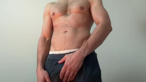 Snapshot of marriedmanmike chatting on August 2, 2:43 am marriedmanmike online show from August 2, 2:43 am