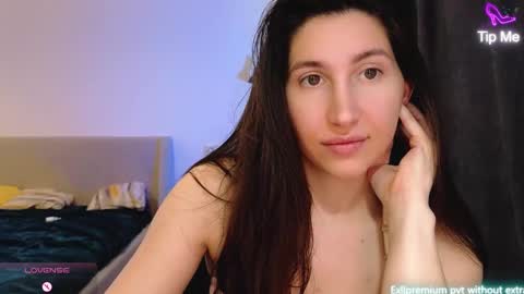 marrycolins online show from March 8, 3:32 am