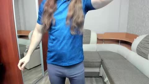 Alan online show from December 3, 8:23 am