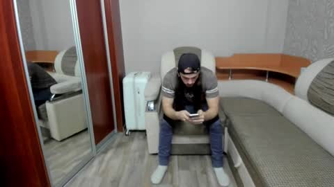 Alan online show from March 7, 4:15 pm