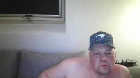 mars0481 online show from December 22, 11:09 pm