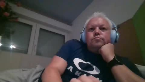 Snapshot of mars0481 chatting on July 11, 8:44 pm mars0481 online show from July 11, 8:44 pm