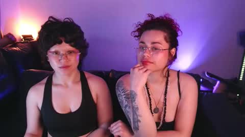 Snapshot of marsdoll chatting on November 20, 4:34 am Marsdoll online show from November 20, 4:34 am