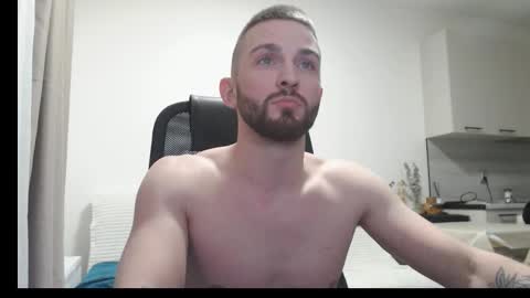 Snapshot of marselle_looker chatting on February 8, 3:48 pm Marselle online show from February 8, 3:48 pm