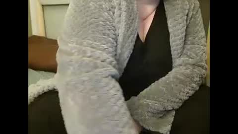 Snapshot of marthabriest chatting on January 6, 7:20 am Martha online show from January 6, 7:20 am