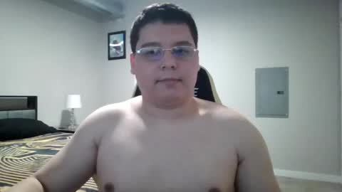 martin_militaryboy online show from May 11, 6:05 pm