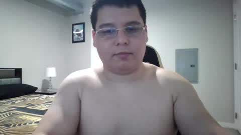 martin_militaryboy online show from May 16, 2:30 am