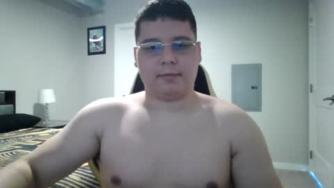 martin_militaryboy online show from May 27, 10:18 pm