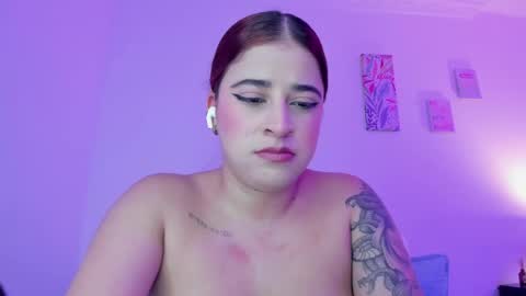 Snapshot of martina_connor1 chatting on May 26, 6:04 pm C A R O L I N A online show from May 26, 6:04 pm