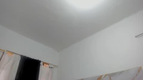 Snapshot of martina_lopezz1 chatting on February 10, 12:39 pm Martina online show from February 10, 12:39 pm