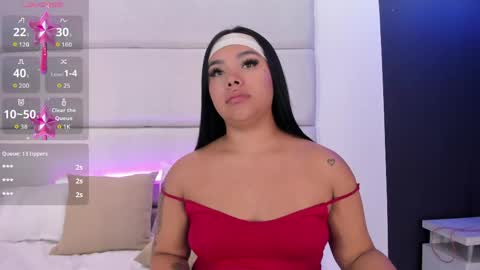 Martina Garcia online show from May 27, 1:57 am