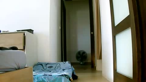 Play with me I obey I promise  online show from October 5, 11:41 am