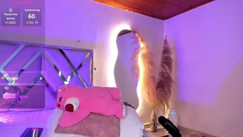 Snapshot of martinavizmara_ chatting on July 24, 9:35 pm Martina online show from July 24, 9:35 pm