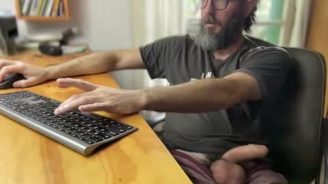 Snapshot of martincito22xl chatting on December 1, 4:29 pm Martincito online show from December 1, 4:29 pm