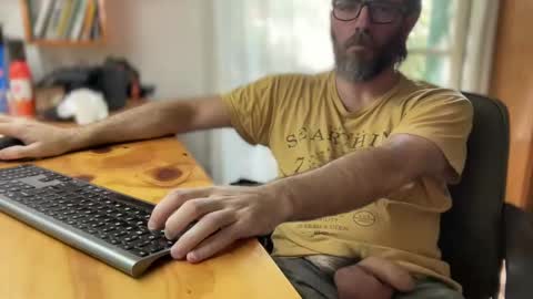 Snapshot of martincito22xl chatting on December 15, 6:37 pm Martincito online show from December 15, 6:37 pm