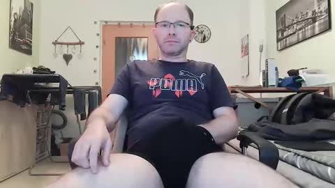 Snapshot of martingersdorf85 chatting on September 22, 10:50 am Martin online show from September 22, 10:50 am