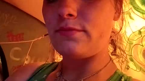martinhopetaylor online show from May 15, 1:12 am