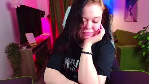 Snapshot of martishaaddams chatting on February 22, 9:19 am MartishaAddams online show from February 22, 9:19 am