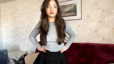 Mia online show from February 17, 2:08 am