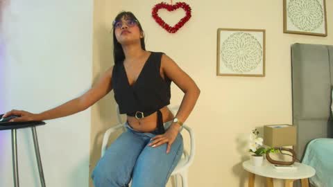 mary_cute9 online show from March 26, 12:11 pm