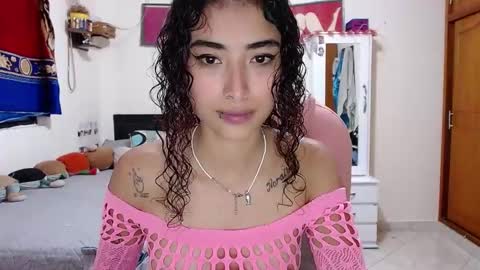 Snapshot of mary_jane1_ chatting on February 9, 11:15 pm mary online show from February 9, 11:15 pm