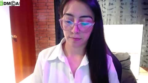 MARYAM online show from March 17, 2:31 pm