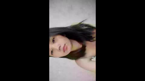 Snapshot of marybellegalaviz chatting on July 28, 12:01 pm Lily online show from July 28, 12:01 pm