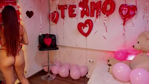 Snapshot of marycollinss chatting on February 15, 2:19 am Mary online show from February 15, 2:19 am