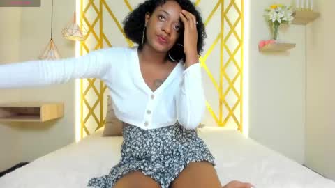 Snapshot of maryevans_ chatting on May 29, 12:47 pm online show from May 29, 12:47 pm