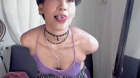 maria online show from July 31, 9:03 pm