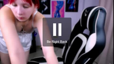 Snapshot of marylanee chatting on October 16, 4:57 am Mary online show from October 16, 4:57 am