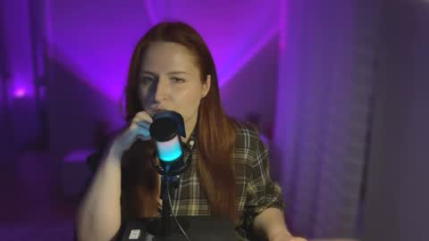Snapshot of maryleesa chatting on April 30, 7:20 pm SirenVictoria online show from April 30, 7:20 pm