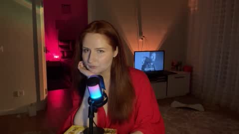 Snapshot of maryleesa chatting on May 9, 7:19 pm SirenVictoria online show from May 9, 7:19 pm