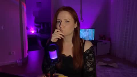 Snapshot of maryleesa chatting on May 11, 7:22 pm SirenVictoria online show from May 11, 7:22 pm