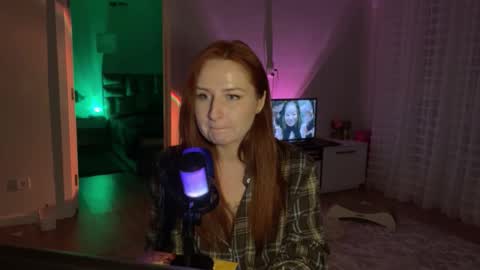 Snapshot of maryleesa chatting on May 13, 8:06 pm SirenVictoria online show from May 13, 8:06 pm