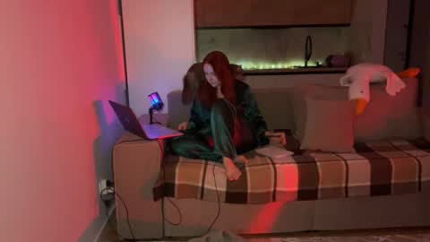 Snapshot of maryleesa chatting on May 29, 8:40 pm SirenVictoria online show from May 29, 8:40 pm