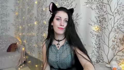 Snapshot of marylou_ chatting on December 6, 6:37 am Mary Lou online show from December 6, 6:37 am