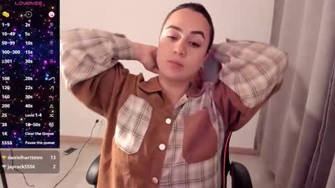 Dulce Maria online show from October 30, 3:19 am