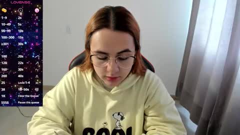 Dulce Maria online show from November 6, 2:40 pm